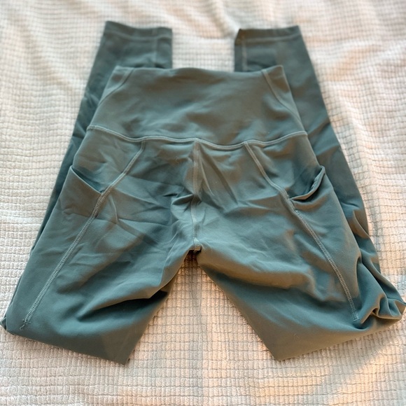 Lululemon align high rise Cropped Green Leggings 4 - Picture 3 of 4